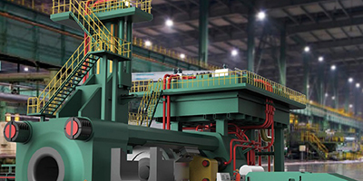 Large-tonnage extrusion line